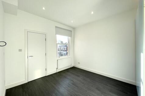 Room 2.jpg