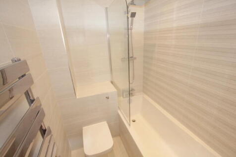 master bathroom.JPG