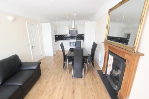 4 Carlton Lodge rece