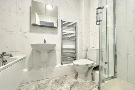 Bathroom Aspect 1.jp