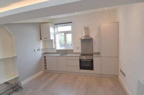 kitchen area.JPG