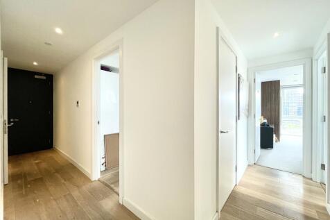 Hallway.jpg