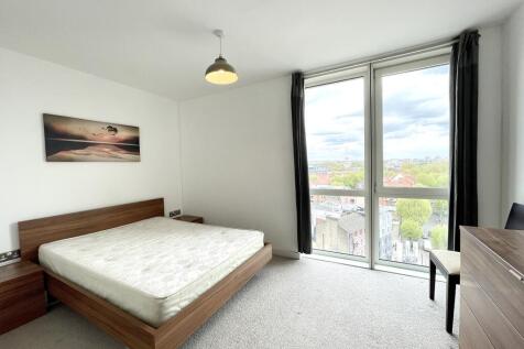 Master Bedroom.jpg