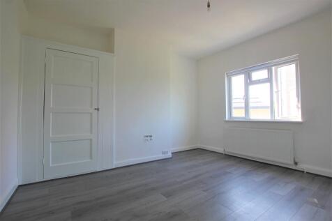 Rear Bedroom.JPG