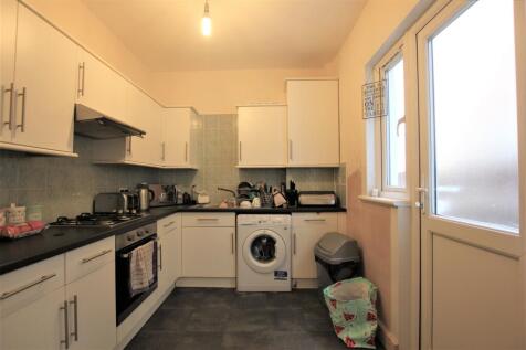 Kitchen.JPG