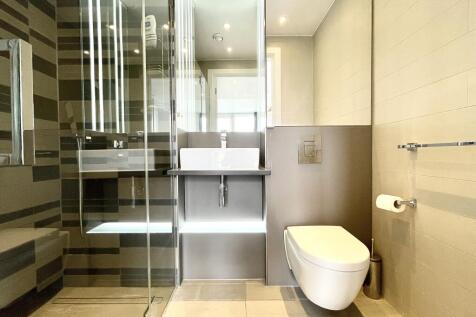 Master Bedroom En-Su