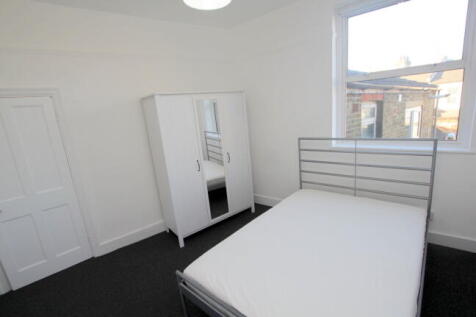 bedroomone.JPG