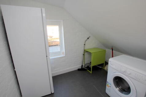Utility room.JPG