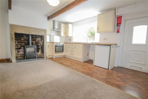 Lounge &amp; Kitchen