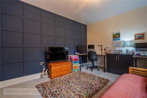 Bed 4/Snug