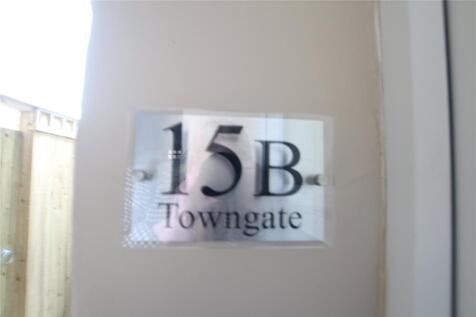 15 B Towngate