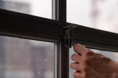 Window detail.jpg