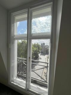 16 Hanover Square View