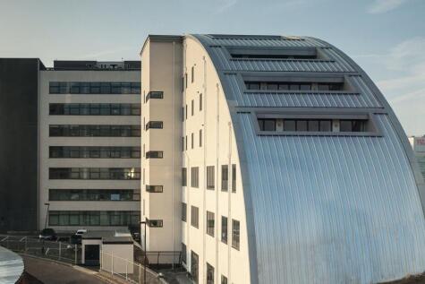 Exterior 1.jpg