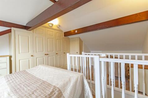 Attic Room.jpg