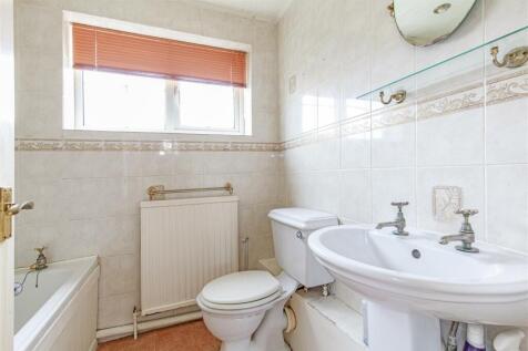 Fully Tiled Family Bathroom