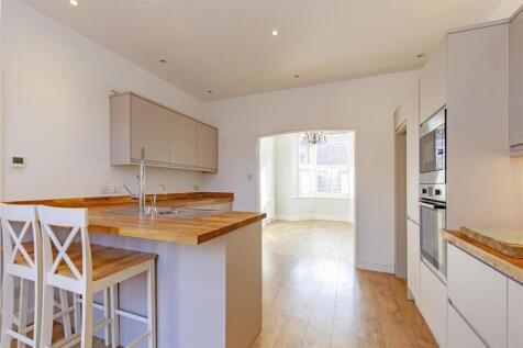 Breakfasting Kitchen
