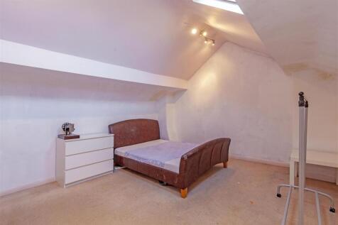 Double Bedroom 3