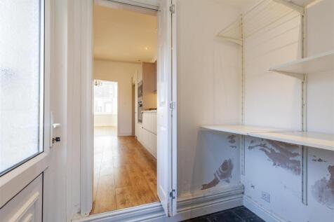 Rear Utility Room