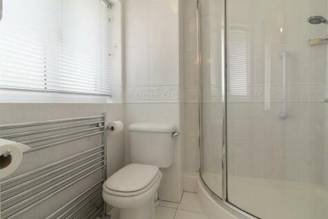 Fully Tiled Shower Room