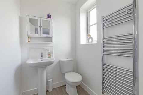 Guest En Suite Shower Room