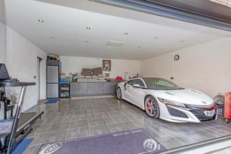 Double Garage