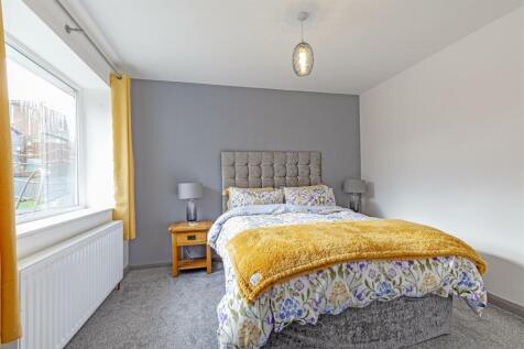 Rear Double Double Bedroom 2