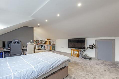 Impressive Principal Bedroom