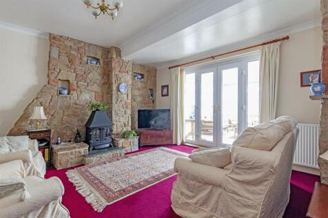 Reception Room-1.jpg