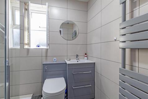 Exquisite Shower Room