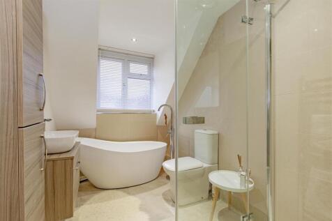 Fabulous Family Bathroom