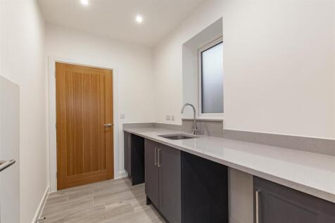 Utility Room-1.jpg
