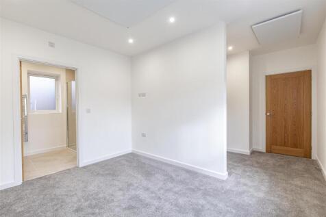 Bedroom 1-4.jpg