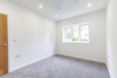 Bedroom 3-2.jpg