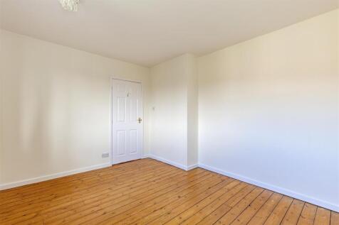 Bedroom 2-2.jpg
