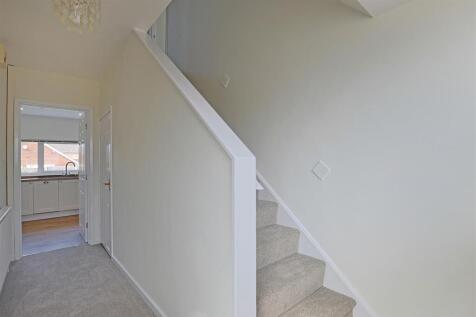 Entrance Hall-1.jpg