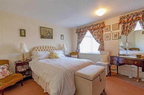 Front Principal Double Bedroom
