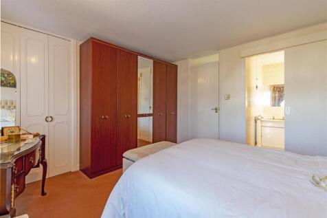 Front Principal Double Bedroom