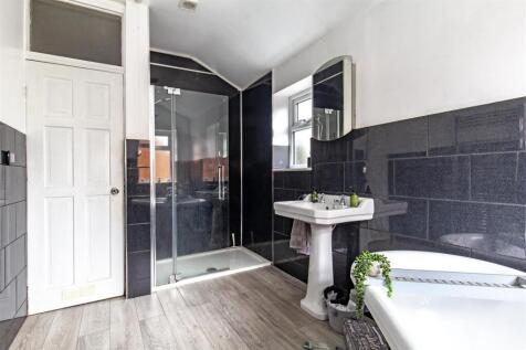 Luxury Family Bathroom