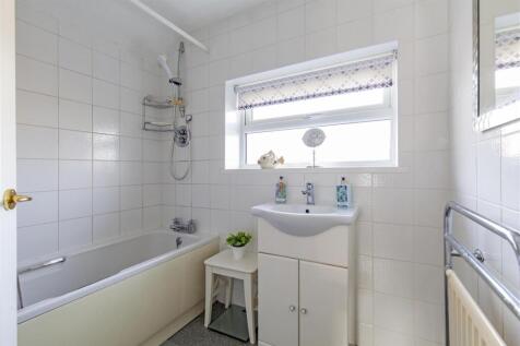 Fully Tiled Family Bathroom