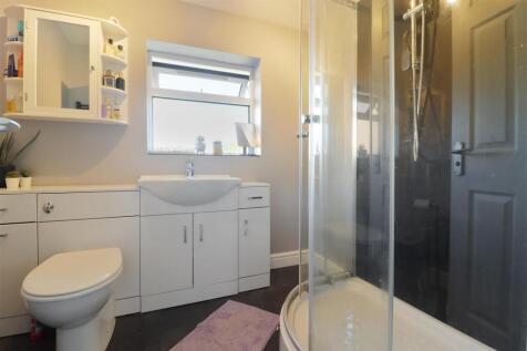 Spa Shower Room