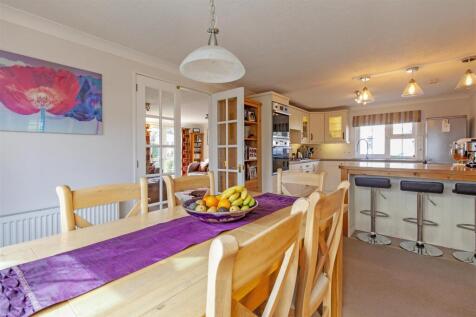 Open Plan Dining Kitchen