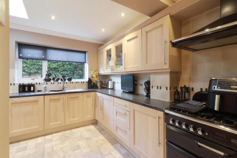 Impressive Extended Dining Kitchen