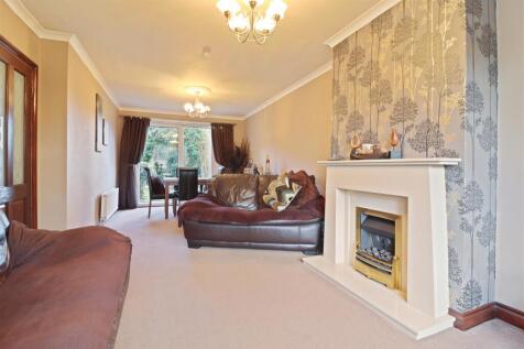 Lounge/ Dining Room