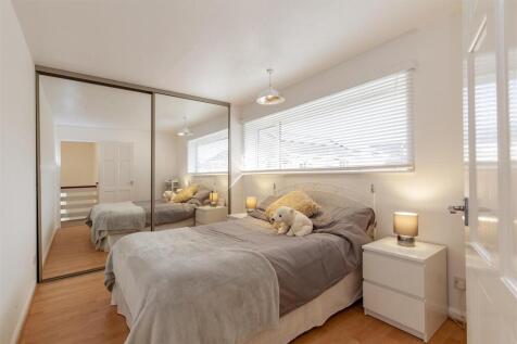 Bedroom 2-1.jpg