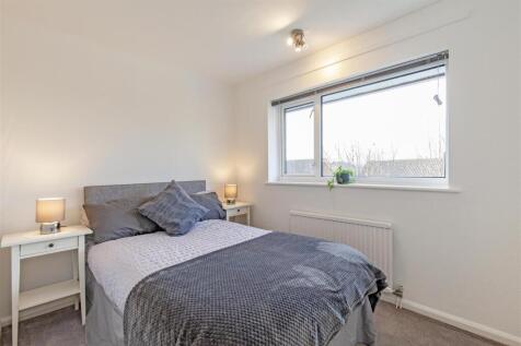 Bedroom 3-1.jpg
