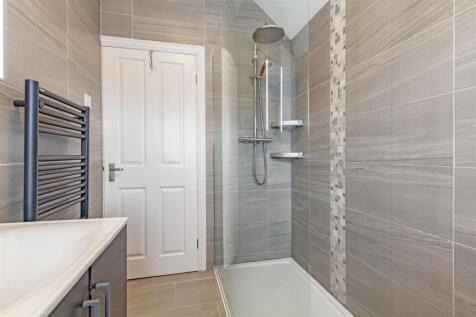 Exquisite Shower Room