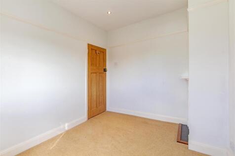 Bedroom 2-3.jpg