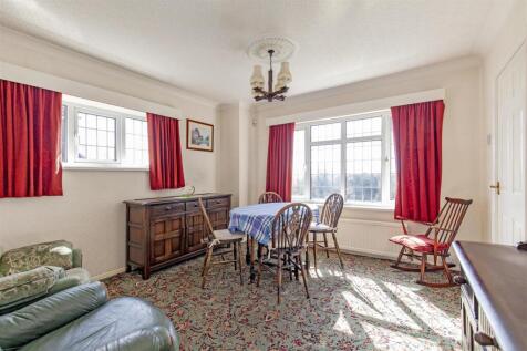 Dining Room-2.jpg