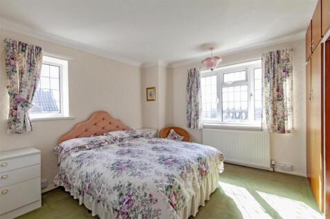 Bedroom 2-1.jpg